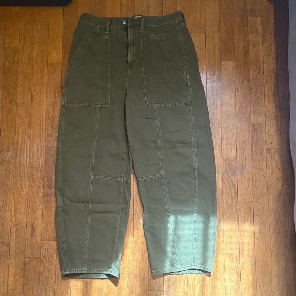 Universal Thread Olive Green Cargo Utility Pants